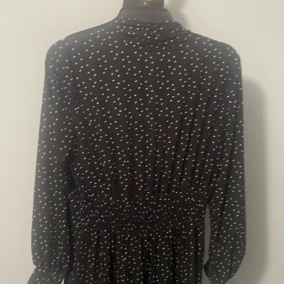 Max Studio Black White Polka Dot V-Neck Jumpsuit Sz L NWT - Picture 10 of 14
